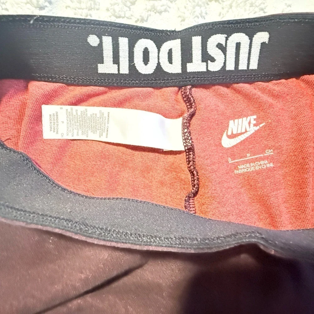 Nike comfortable leggings